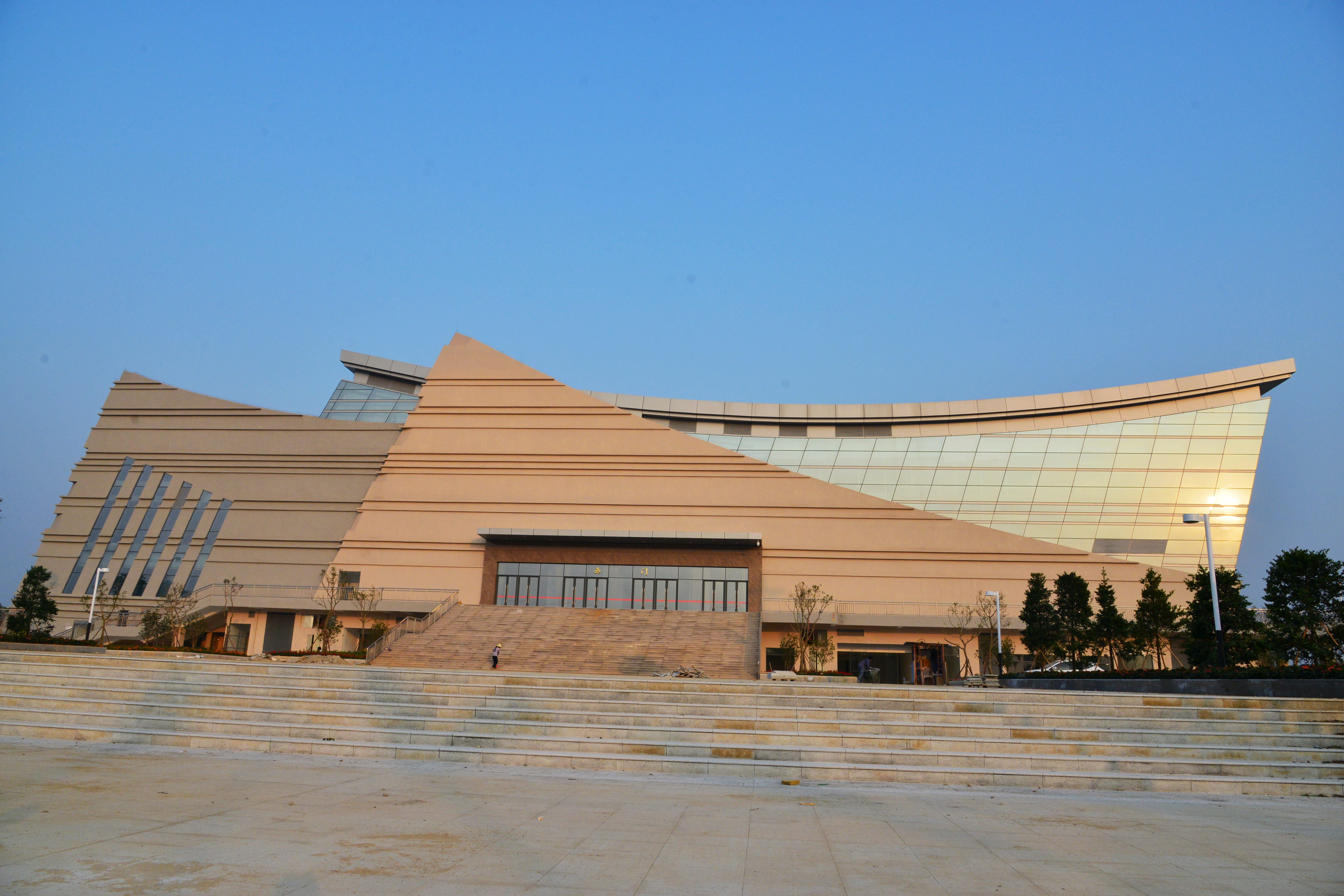 台山新甯體育館及人防工程